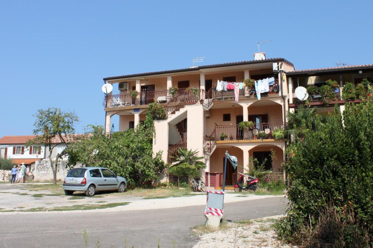 Apartmán With A Parking Space - 7073