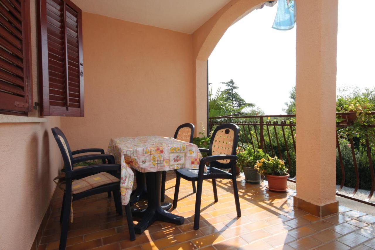 Apartmán With A Parking Space - 7073 Umag